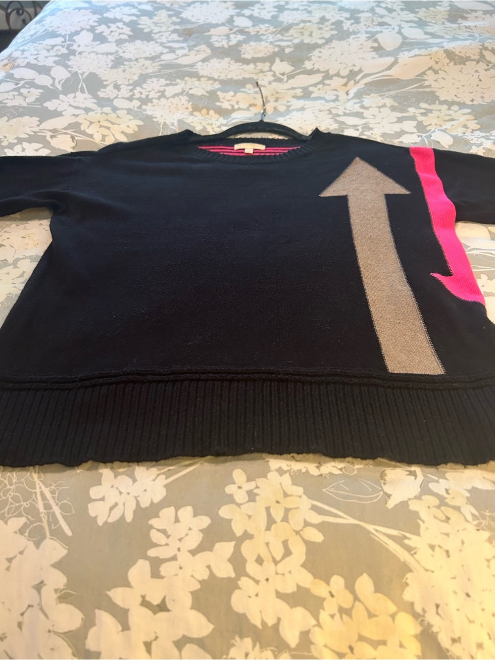Lisa Todd Black Crewneck Sweater with Pink and Tan Arrow Motif - Picture 8 of 9
